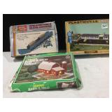 PLASTIC VILLE MOTEL WITH POOL, 2903-198, LIGHTED