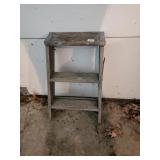 2 STEP WOODEN LADDER