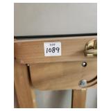 THE ULTIMATE QUILTER QUILTING RACK