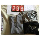 EXPRESS HOODED SWEATSHIRTS XL