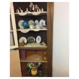 VASES, DECORATIVE PLATES WITH A W ON BACK, WENDEL