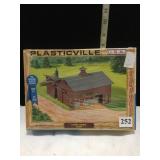 PLASTIC VILLE LIVERY STABLE 2909