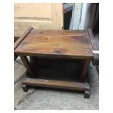 18" X 24" X 16" PINE BENCH