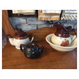 ROSEVILLE CROCKS W/ LIDS, COOKIE JAR CRACKED LID