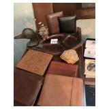 DUCK DRESSER TRAY, WALLETS, ETC.
