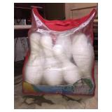 CHILDS BOWLING SET