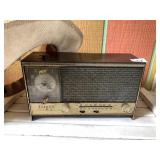 ZENITH RADIO, SIGNATURES SUN HAT L/XL, SIDE TABLE