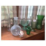 CLEAR GLASS AND GREEN GLASS VASES