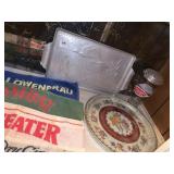 NORMAN WARMER ART ICE BUCKET, BRANDED BAR TOWLES,