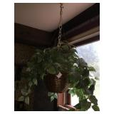 ARTIFICIAL PLANT AND BASKET