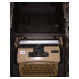 TYPEWRITER CORONET SUPER 12
