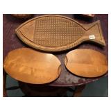 FISH CUTTING BOARD, BASKET