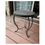 14" ROUND PLANT STAND X 18" H