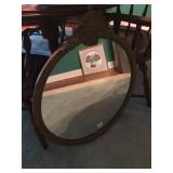 31" ROUND MIRROR GOLD ACCENT