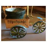 BICYCLE PLANTER WITH FLOWER MOTIF WHEELS,