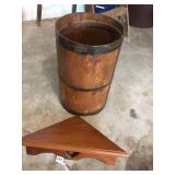 CORNER SHELF MAPLE, SMALL BARREL