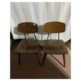2 SOLID WOOD AND METAL SCHOOL DECK CHAIRS