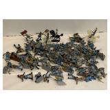 PLASTIC CIVIL WAR SOLDIERS WITH PAINTED DETAILS