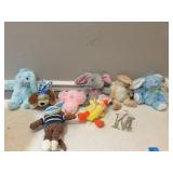 NEW STUFFED ANIMALS "M" ORNAMENT