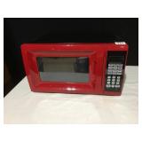 HAMILTON BEACH MICROWAVE RED 700 WATT LOOKS NEW