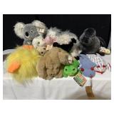 STUFFED ANIMALS MAN NEW INCL. N. AM. BEAR CO.
