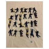 GROUP OF PLASTIC SCUBA OPS MILITARY FIGURES
