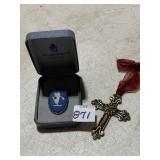 WEDGWOOD PIN AND CROSS
