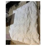 FULL QUEEN DOWN COMFORTER