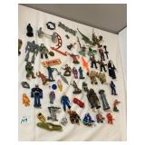 VARIETY OF FIGURES, INCLUDING STAR WARS LUCAS