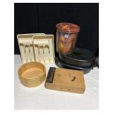 PAMPERED CHEF COOKIE PRESS, WOOD SALAD BOWL, WELL