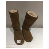 BEAR PAW SZ. 7 BOOTS HAVE BEEN WORN