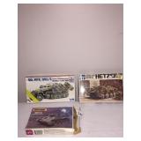 MODELS SD. KFZ.251/1, MATCHBOX SOVIET T.34,
