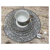 SANGO SPANISH LACE PATTERN 12 DINNER PLATES, 12