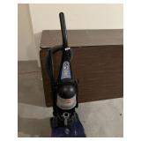 BISSEL BAGLESS VACUUM W/ BOOK