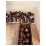 HANGING CHERUB DECORATIONS AND ACCENT BALLS,