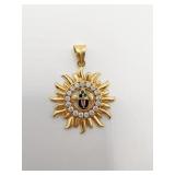 22K GOLD MARKED 916- PENDANT W/ RHINESTONE