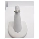 18K DIAMOND CENTER W/ SIDE DIAMONDS RING -SZ. 2.5