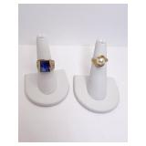 10 KT RING BLUE CENTER STONE SZ. 10 FLAT BOTTOM