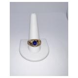10K RING SAPPHIRE CENTER SIZE 11.5 WITH SMALL