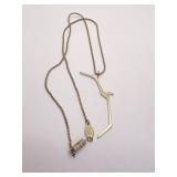 COSTUME NECKLACE W/ GOLD TONE CENTER BAR