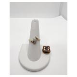 14K RING WITH DIAMONDS AND FLOWER DESIGN SIZE 7.5