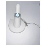 RING WITH BLUE TOPAZ CENTER STONE AND HEART