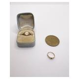14K RINGS 1.09 DWT BASEBALL SOFTBALL COIN; 2 SM.
