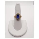 GOLD SAPPHIRE AND DIAMOND RING 12 DIAMONDS AROUND