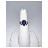 14K RING SIZE 5.5 BLUE STONE SIDE MOUNT NO STONES