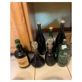 7 BOTTLES OF WINE INCLUDING COLLECTIBLE DECANTERS