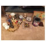 GUGGENHEIM CAN, EXBOR CRYSTAL FLOWER PAPERWEIGHT,