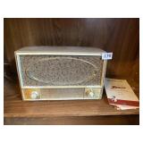 ZENITH AM/FM RECEIVER MODEL C725