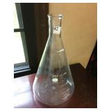 HUGE 6000 ML PYREX BEAKER