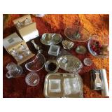 UNUSUAL DECANTER WITH GROUND GLASS STOPPER, NEW